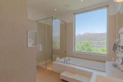 Acacia-Lake-Bathroom-6-scaled